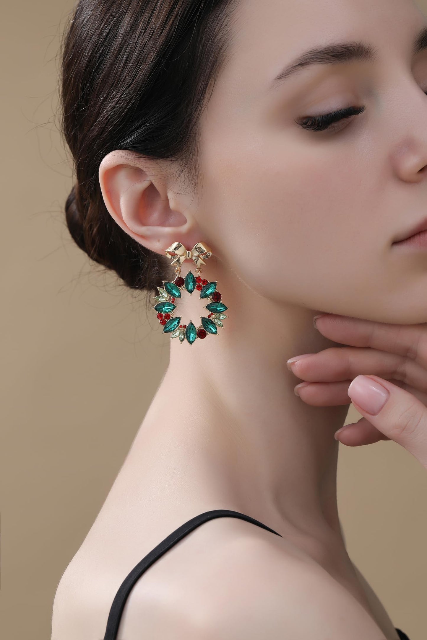Christmas Bow Wreath Earrings for Women, Colorful Xmas Holiday Rhinestone Dangle Earrings Jewelry Gifts, Aretes de Navidad Para Mujer (Gold Bow Wreath)