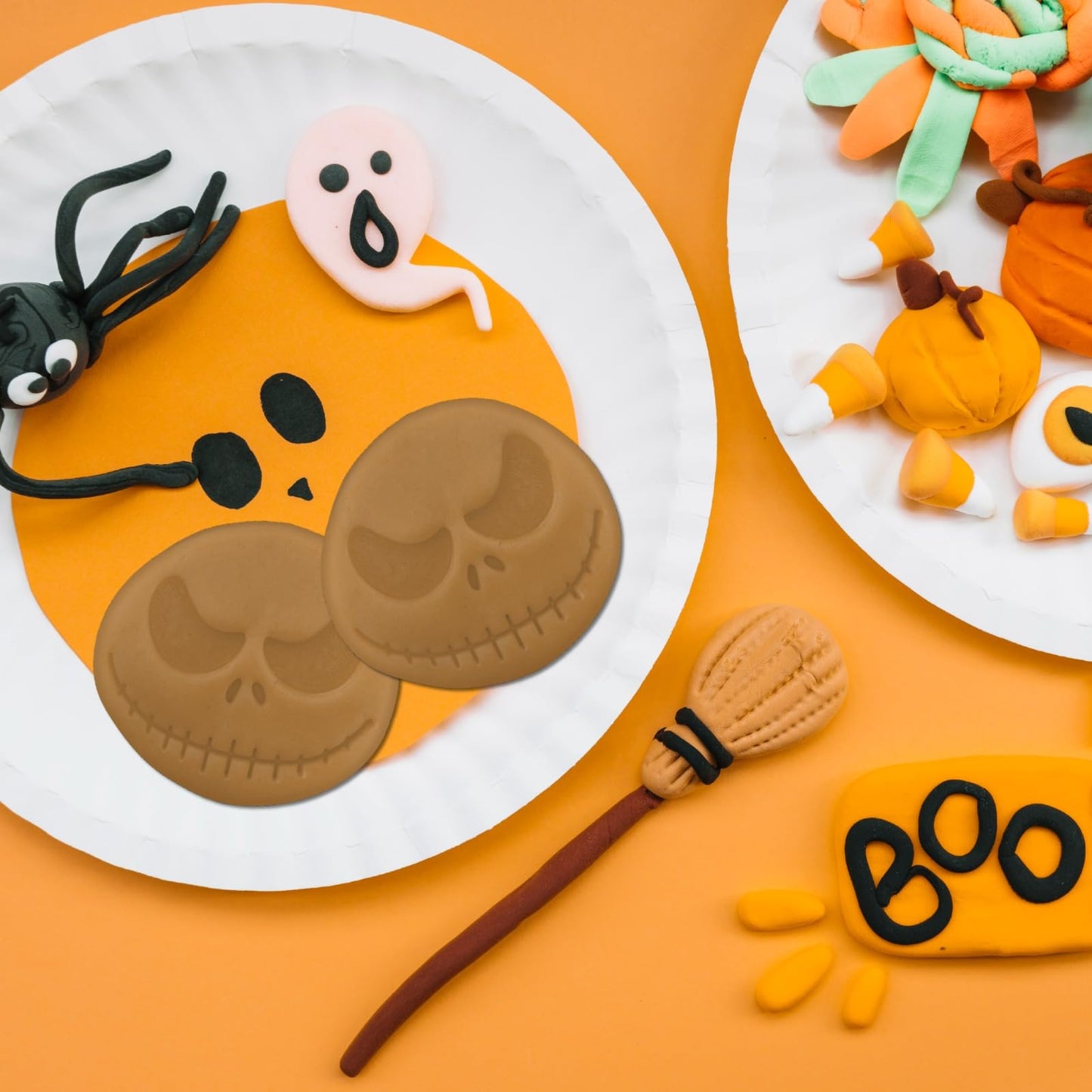 Moose Goods Set of 10 Halloween Cookie Cutters - Cat, Spider, & Pumpkin Cookie Cutters & Stamp - Web, Skull, & Ghost Cookie Cutters for DIY Baking Supplies, Food-Grade Cookie Cutters & Shapes for Kids