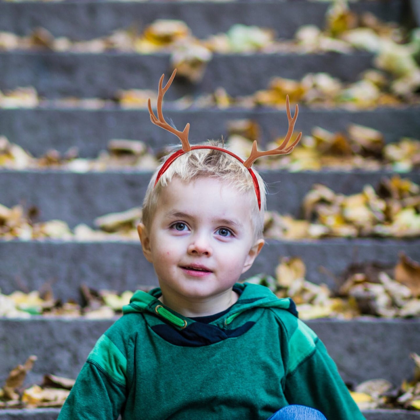 SAFIGLE Headband, 4 Pair Plastic Deer Antlers DIY Imitation Reindeer Antlers Headband for Cosplay, Christmas, Party Decorations, Unisex, Hand Wash Only