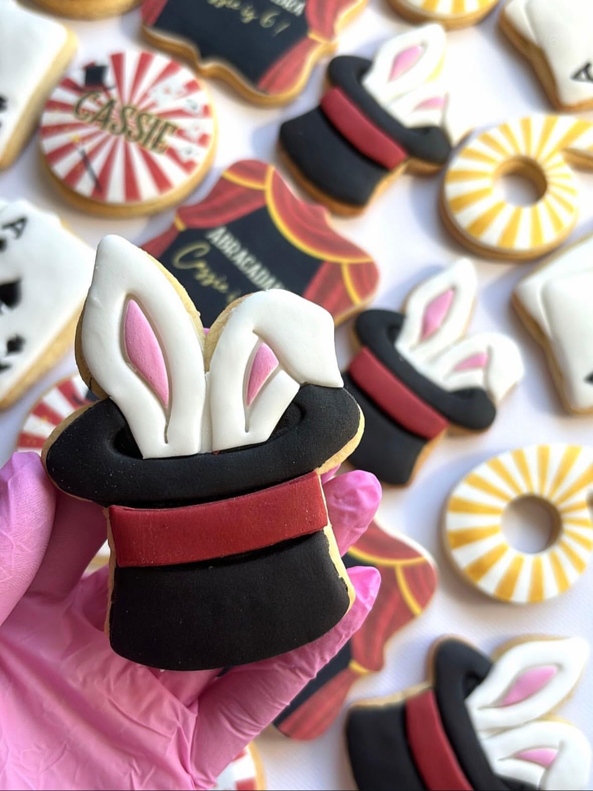 BAKERLOGY Set of 2 Magician themed Cookie Cutters (Designs: Double Ace and Rabbit in a Hat) - Bake Birthday Cookies, Detailed Biscuit Cutter Design for Baking and Crafts, ideal on fondant, dough, clay