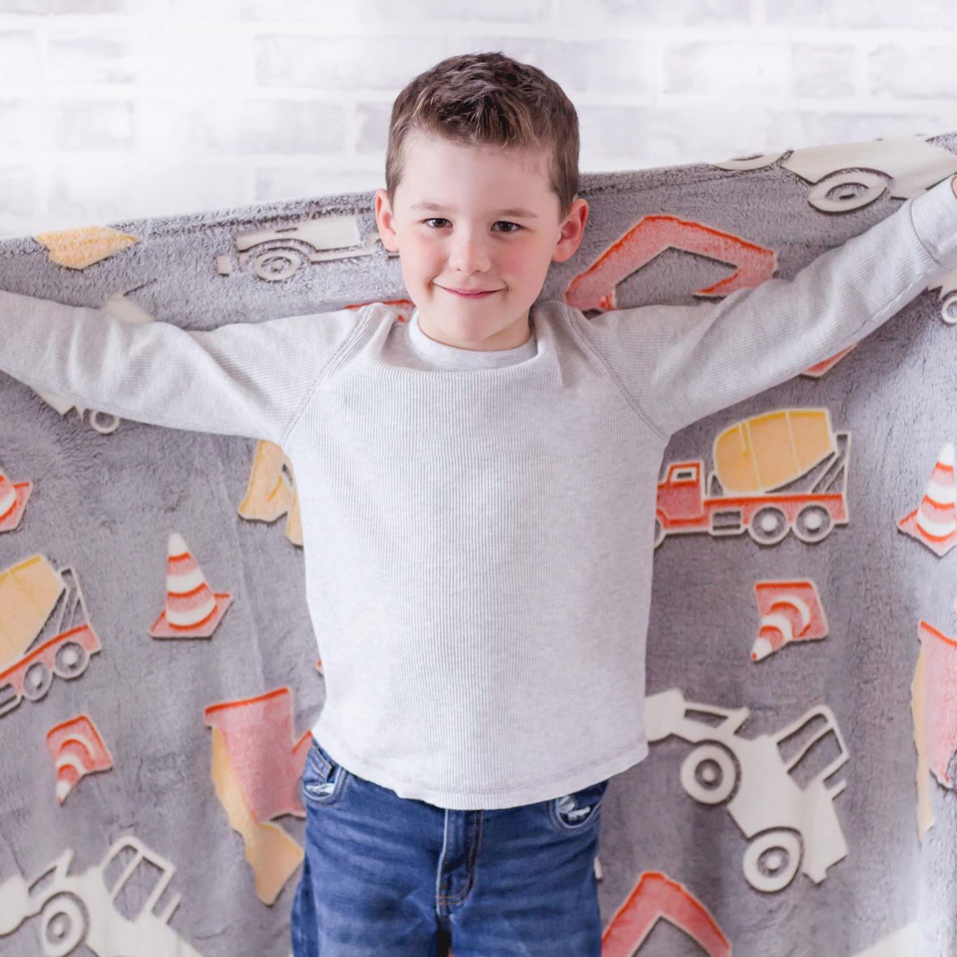 Construction Truck Glow in The Dark Blanket - Luminous Tractor Blanket for Kids - Soft Plush Digger Dump Truck Excavator Throw for Boys - Large 60inx50in Glowing Big Trucks Toddler Gift