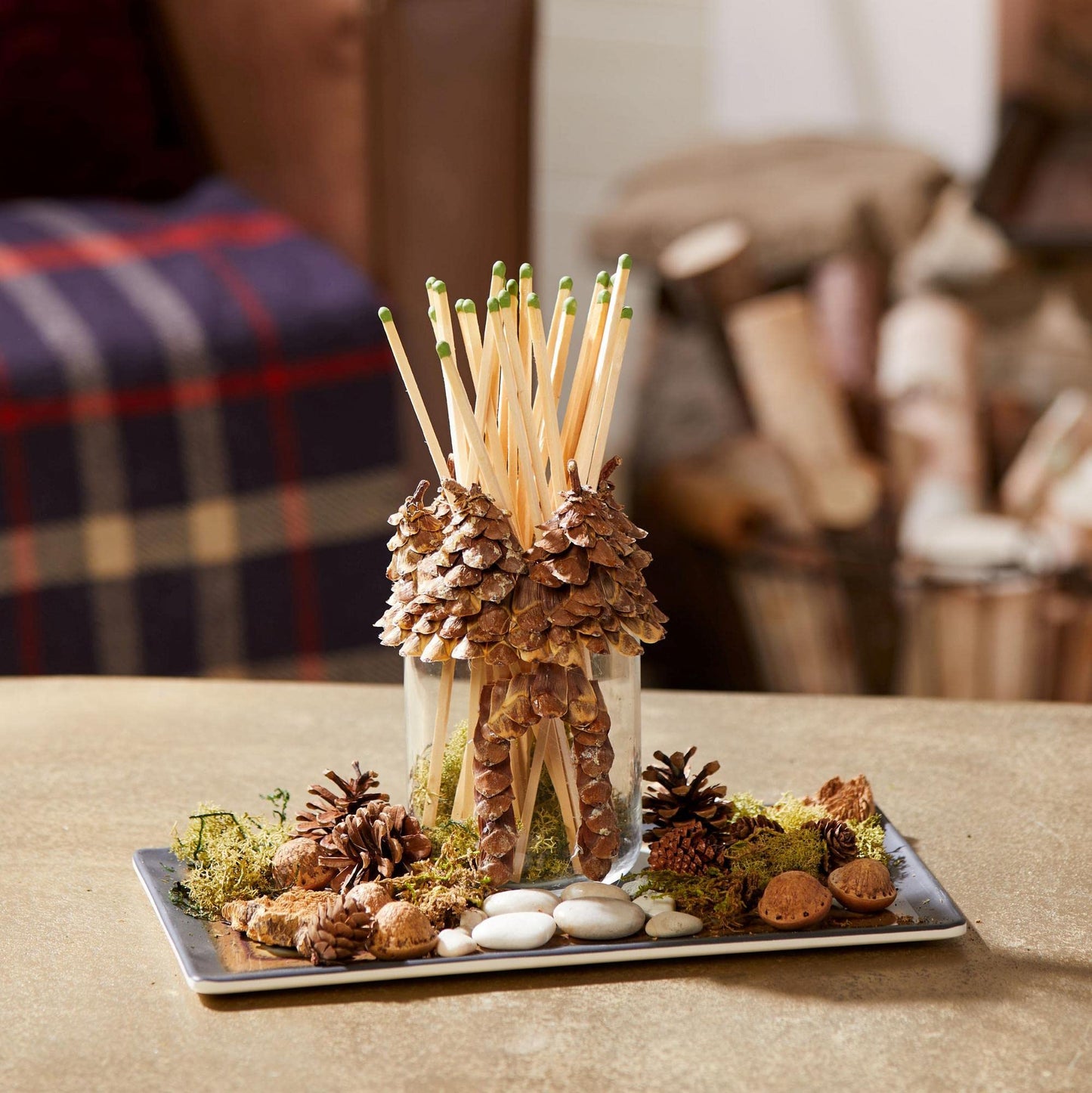 Yankee Candle Home for The Holidays Scented, Classic 22oz Large Jar Single Wick Candle, Over 110 Hours of Burn Time