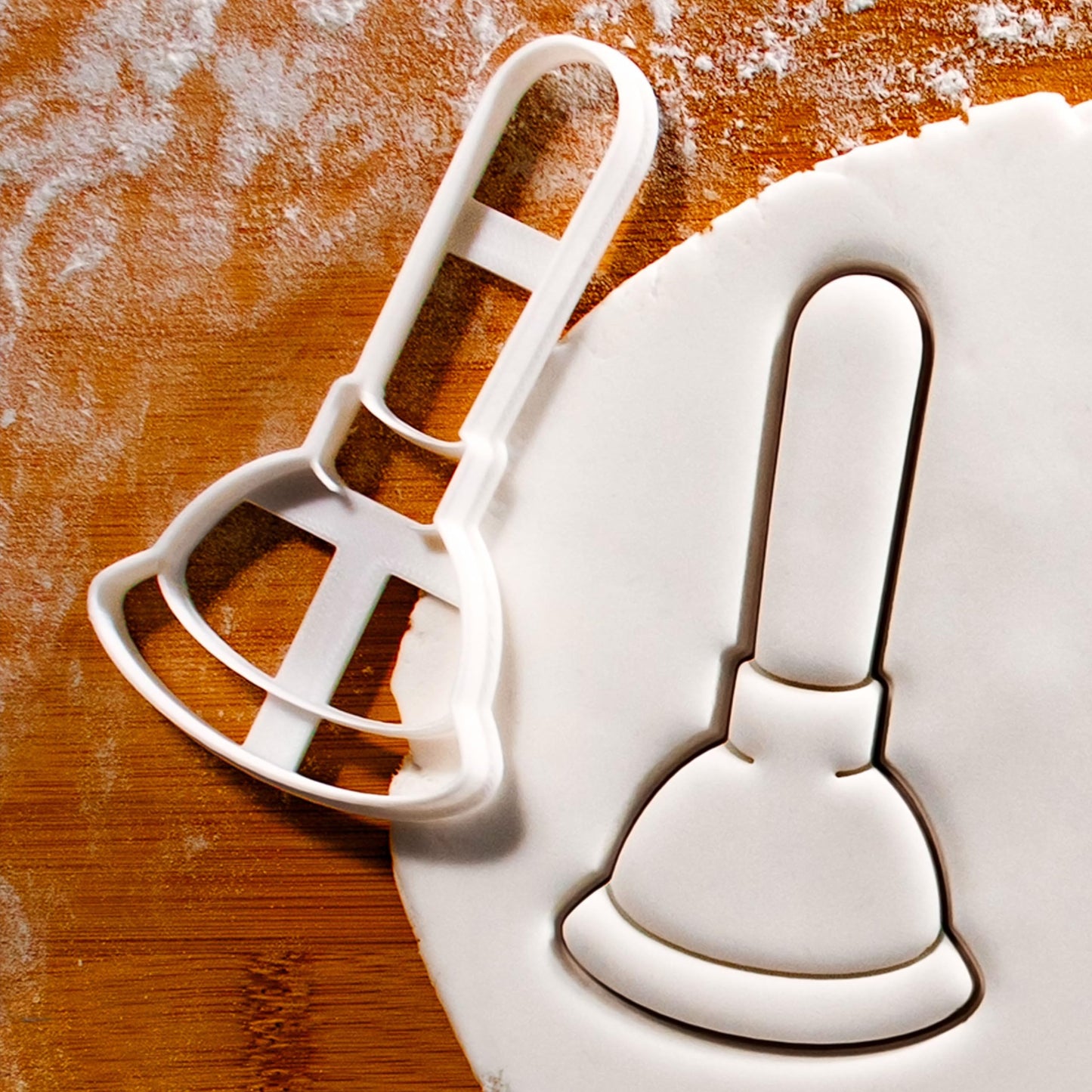 BAKERLOGY Set of 2 Toilet Bowl and Plunger Cookie Cutters - Detailed Biscuit Cutter Design for Baking and Crafts, ideal on fondant, dough, clay