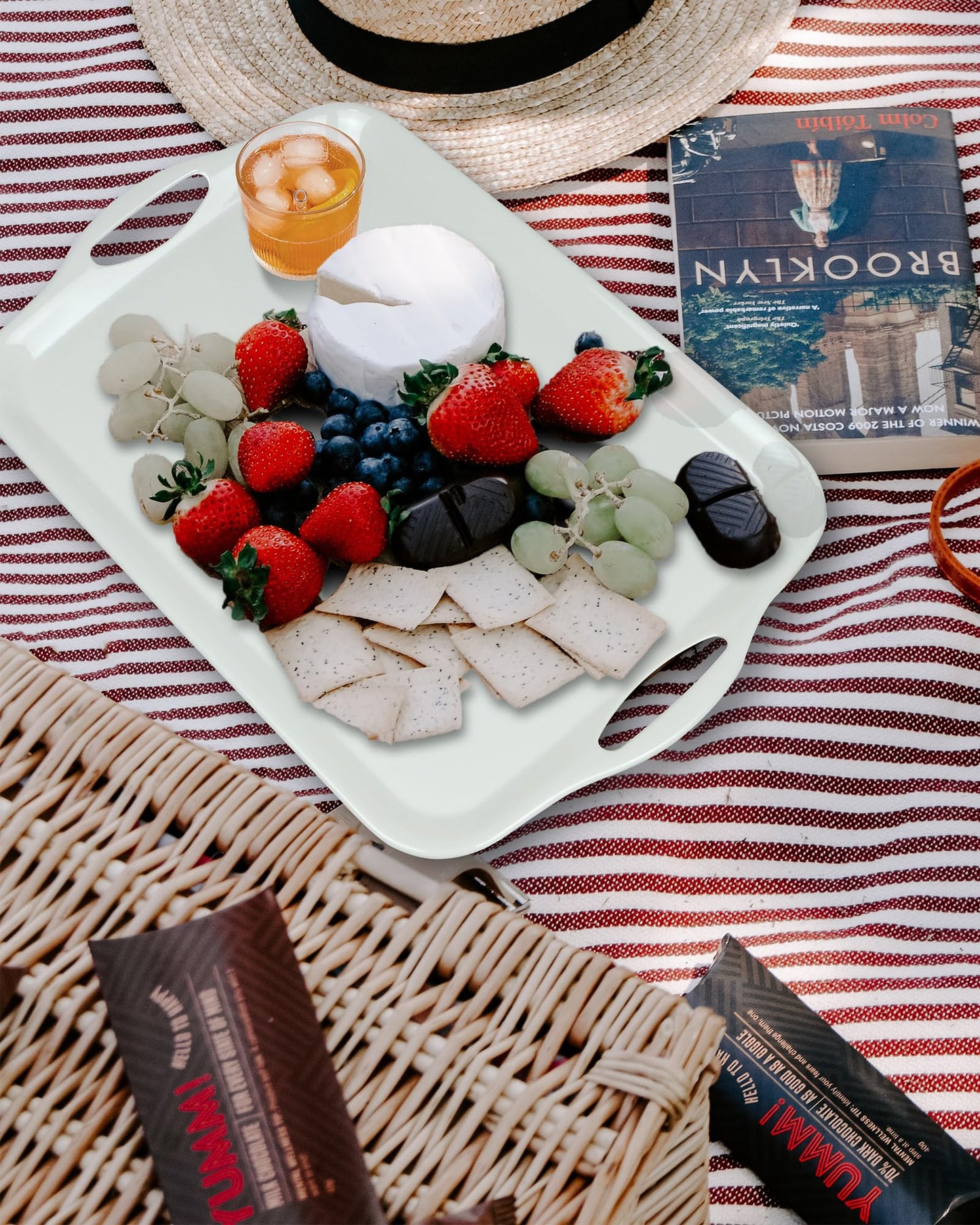 Czlizdyt Large Melamine Serving Tray with Handles, 17.5 x 12 in Rectangular Melamine Serving Platter, Dishwasher Safe Trays for Eating, Appetizer, Charcuterie, Snack, Fruit, Desserts, Set of 2, White